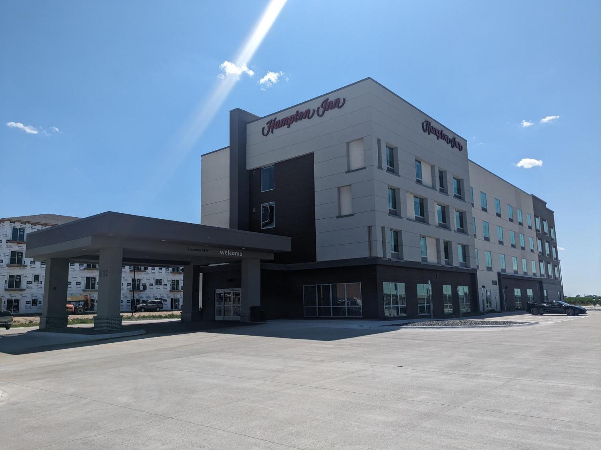Hampton Inn Огаллала Экстерьер фото